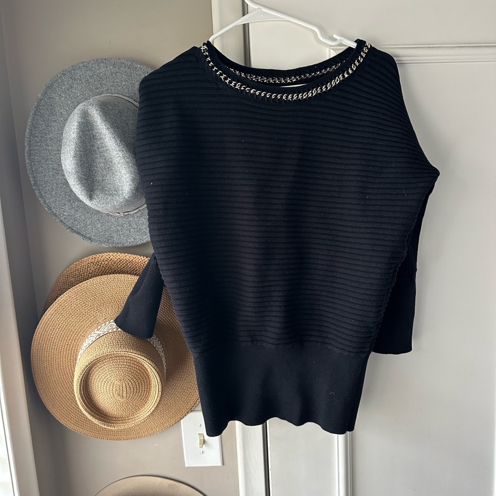 Ribbed sweater blouse